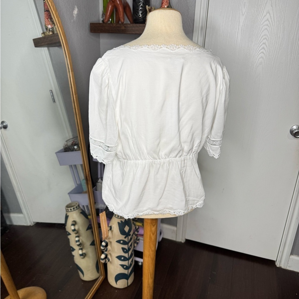 Reformation White Lace Trimmed Women's Top - Picture 2 of 6